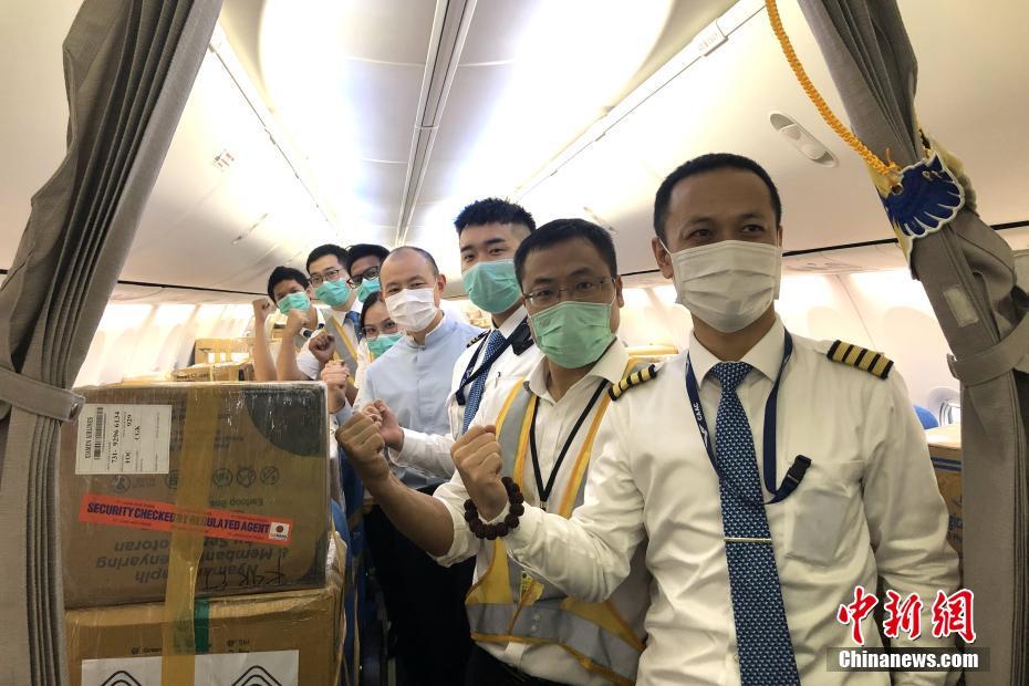 厦航客机变身货机赴印尼运输防疫物资回国