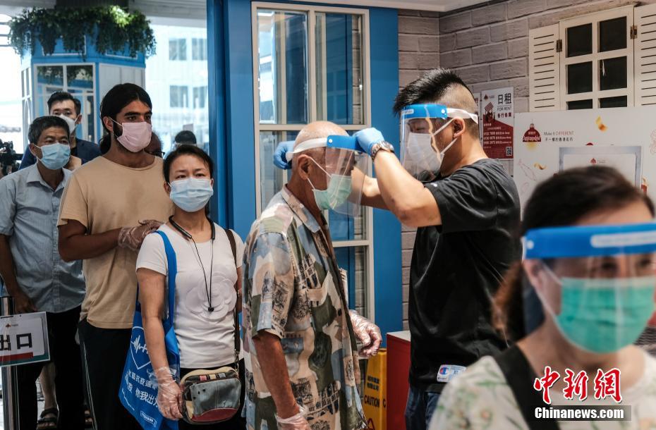 香港慈云山街市推行多项措施加强防疫