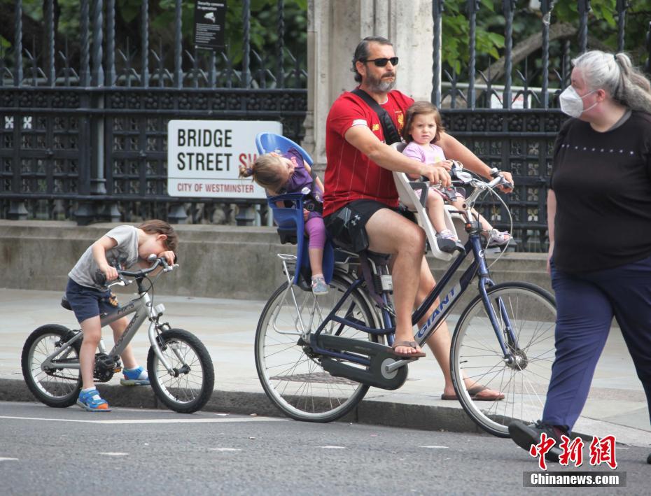 伦敦兴起“自行车骑行热”