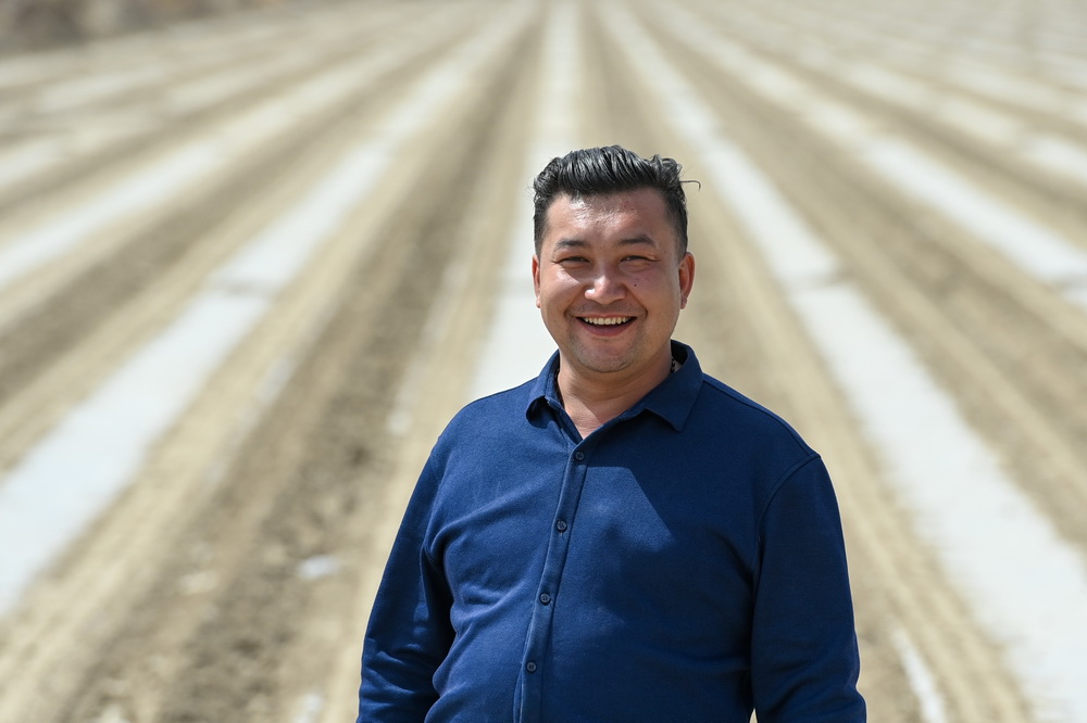 新疆棉农地力夏提·买买提：机械化种棉让生活更精彩