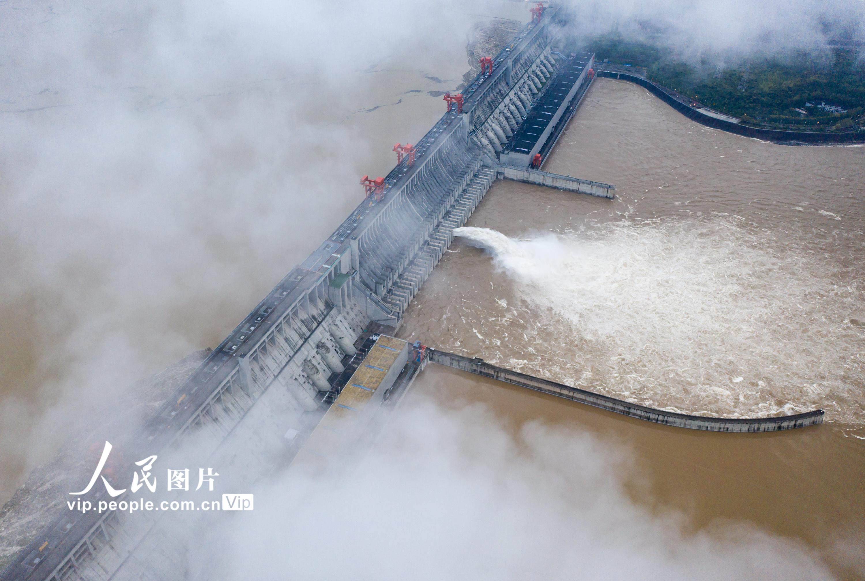 三峡水库有效拦蓄长江2021年第1号洪水
