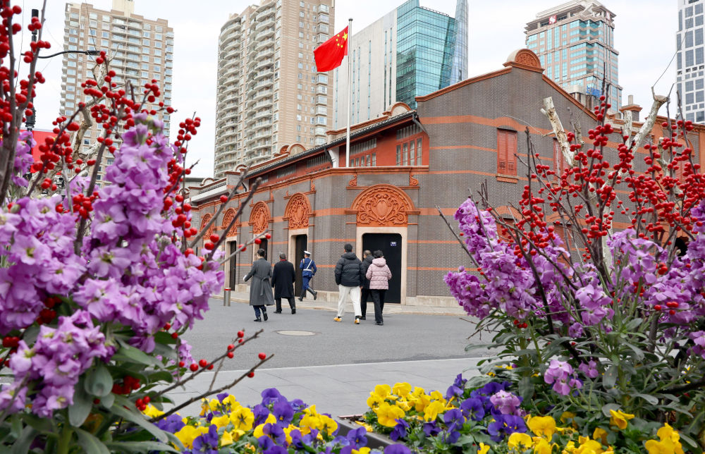 深刻感悟中国共产党人的精神谱系